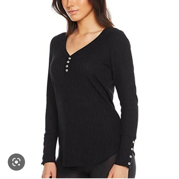 Chaser Tops - Chaser Black Henley Long Button Sleeved Shirt. Size Small